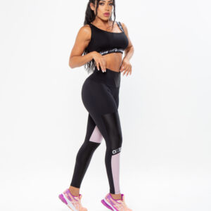 Legging Fitness Feminina - Preta Com Recortes na cor rosé