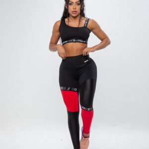 Legging Fitness Feminina - Preta Com Recortes na cor vermelha